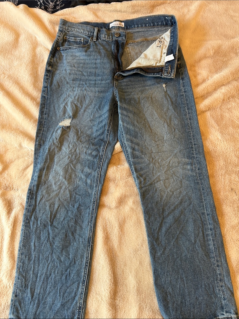 LOFT High-Rise Straight Jeans in Medium Blue Wash